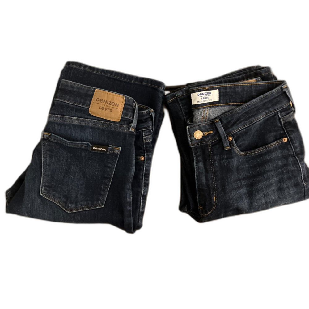 2 Pair Levi's Denizen Mid-Rise Boot cut Jeans Dark Wash- Woman's 2R